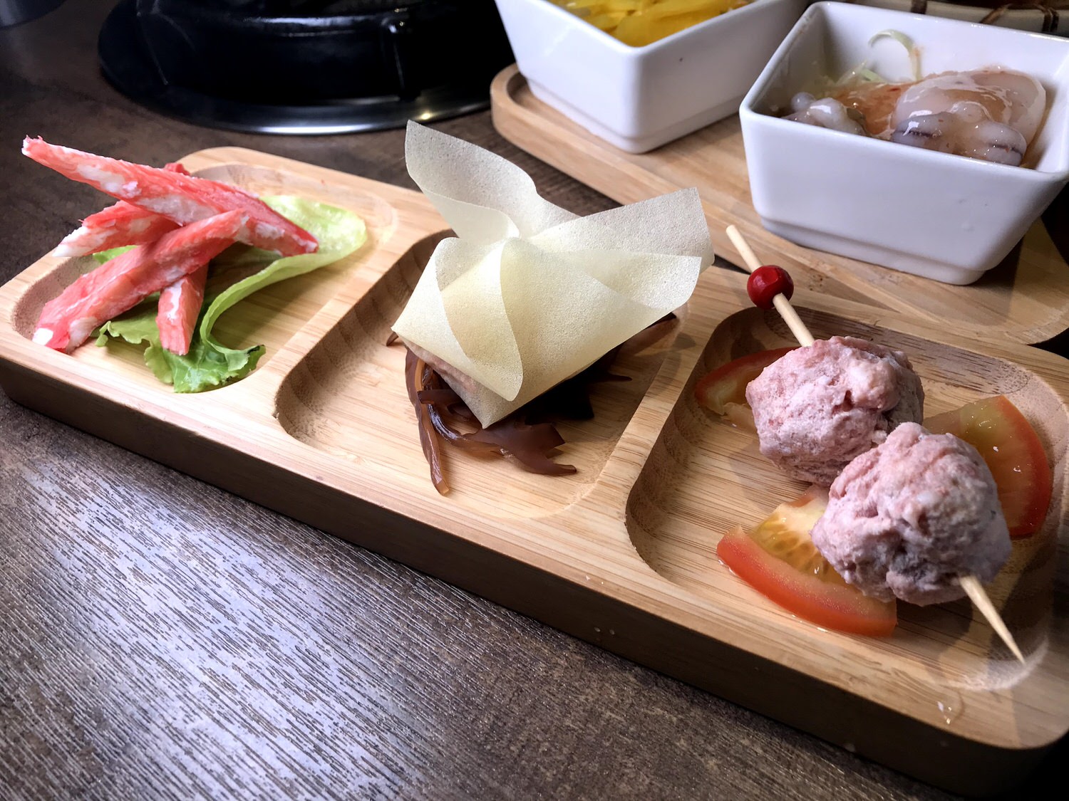 【嘉義｜西區】丰盛苑 私藏鍋物｜SRF和牛、松阪豬肉與澎湃海鮮的交響組合｜嘉義火鍋推薦