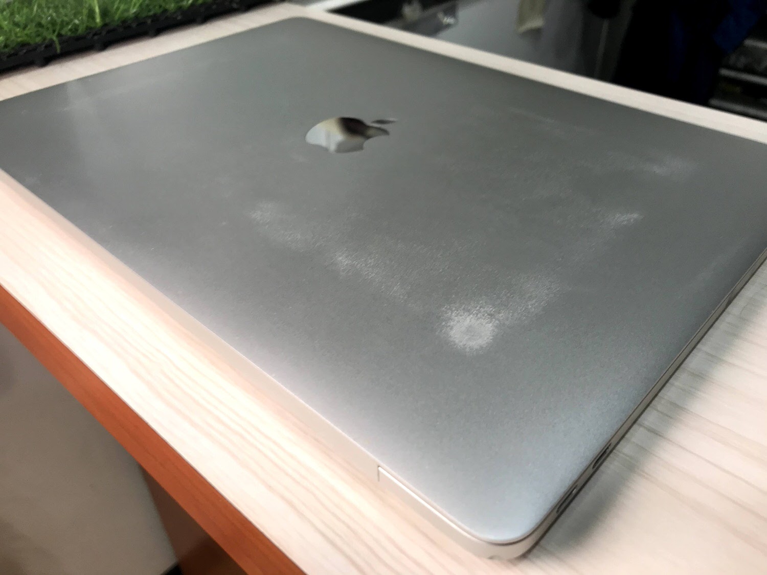 iDeology 高雄建興店。Macbook pro 13" 包膜體驗|高雄手機維修|高雄手機包膜服務 12 【高雄|三民區】iDeology 高雄建興店|Macbook pro 13" 包膜體驗|高雄手機維修|高雄手機包膜服務