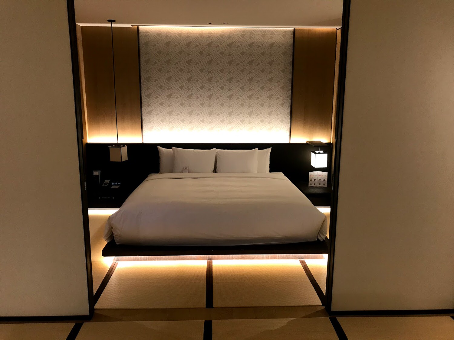 台南大員皇冠假日酒店 / 台南安平住宿推薦 / 在房內就可以看夕陽的絕妙美景 / 台南安平