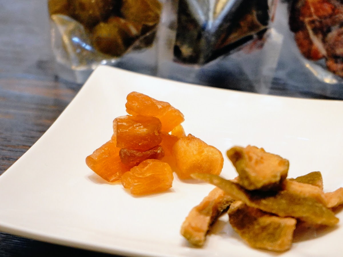 吳萬春蜜餞。台南半甲子的伴手禮老店｜傳統蜜餞、健康果乾、爽口脆片