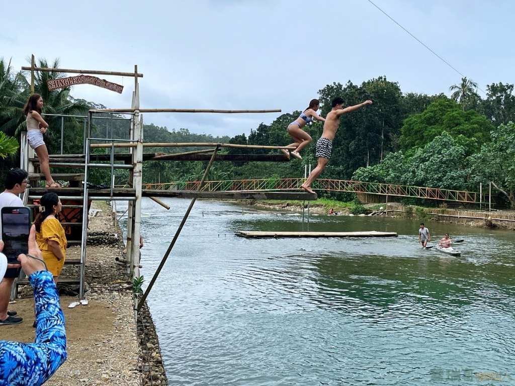 菲律賓 長灘島 高空森林滑索與 Kawa 熱水浴 行程體驗分享|長灘島行程推薦 21 image 897